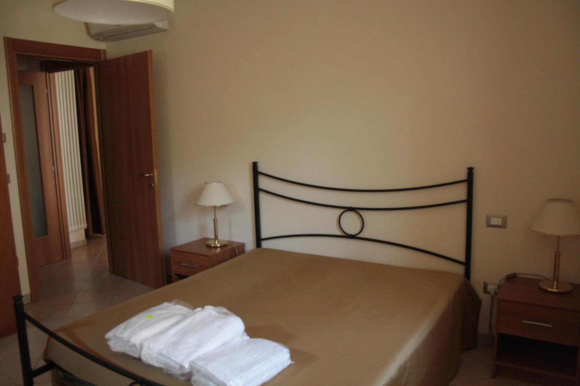 Residence Borgo Mondragon Lazise Extérieur photo