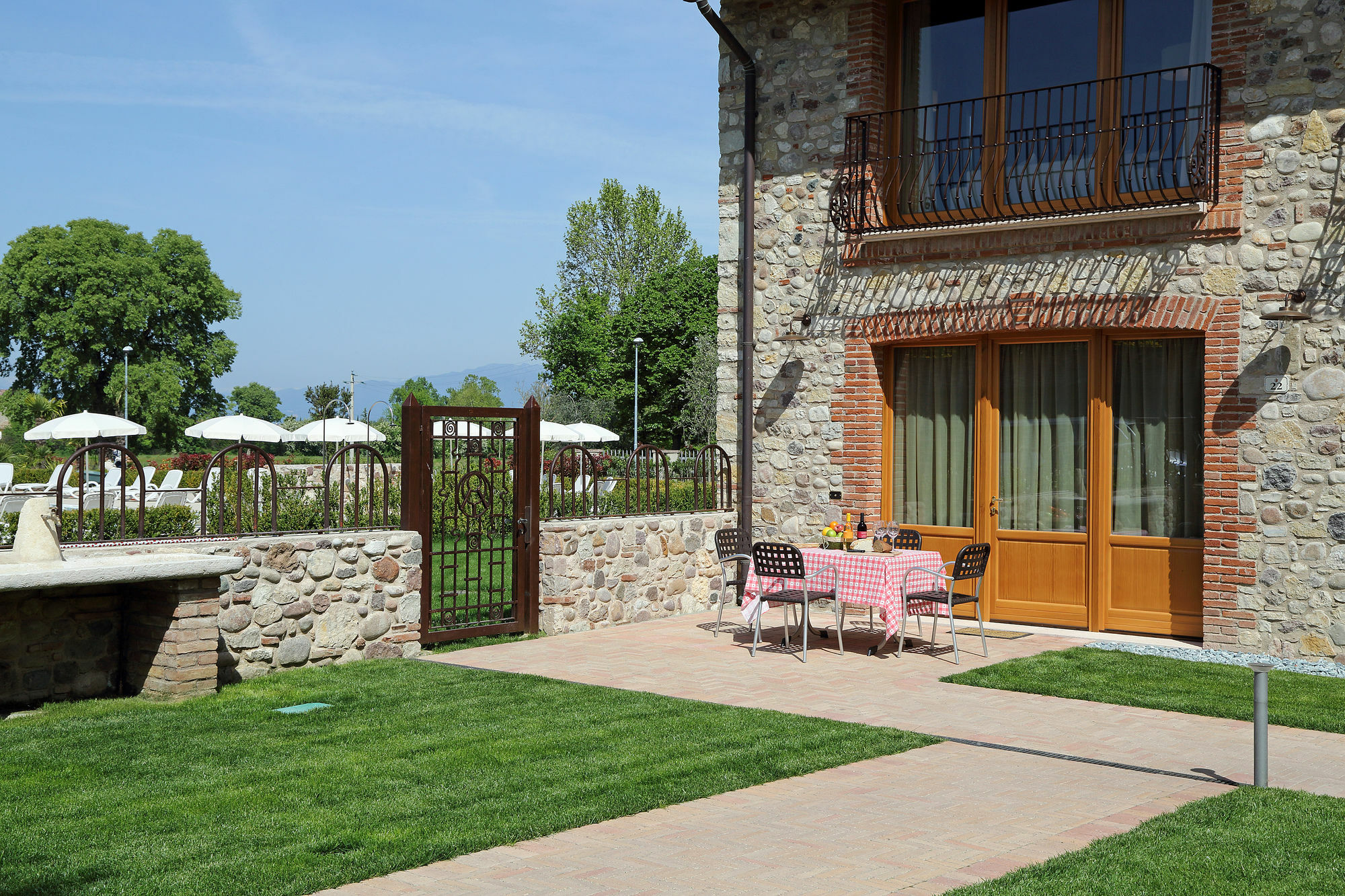 Residence Borgo Mondragon Lazise Extérieur photo